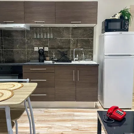 Casa De Papel Ponote - Wifi Ground Floor דירה *